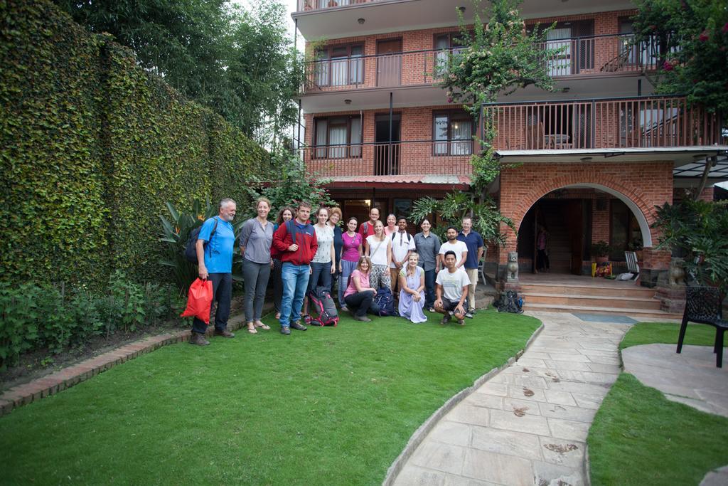 Maya Guest House Thimi ภายนอก รูปภาพ
